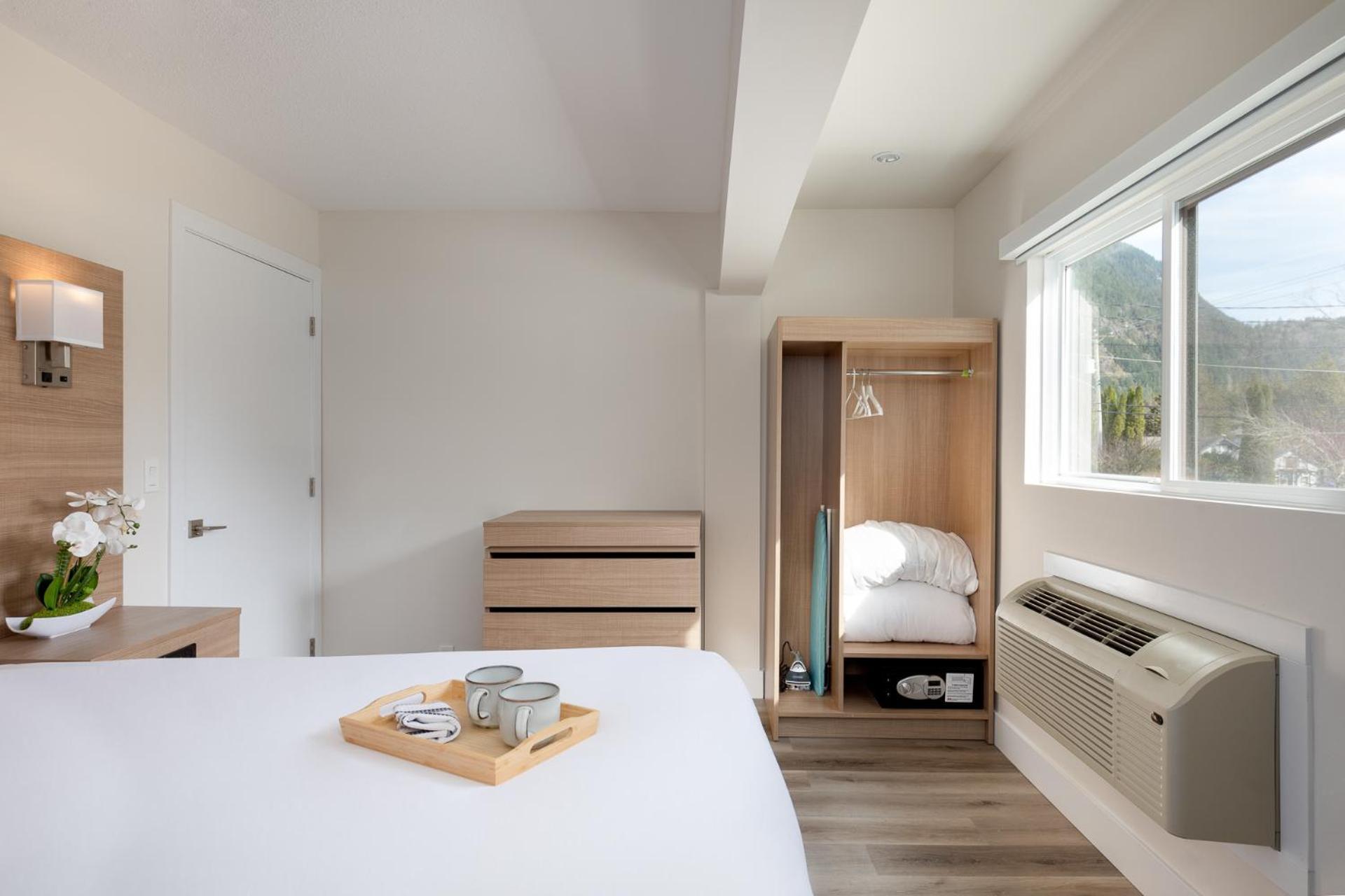Harrison Grand Motel Harrison Hot Springs Dış mekan fotoğraf